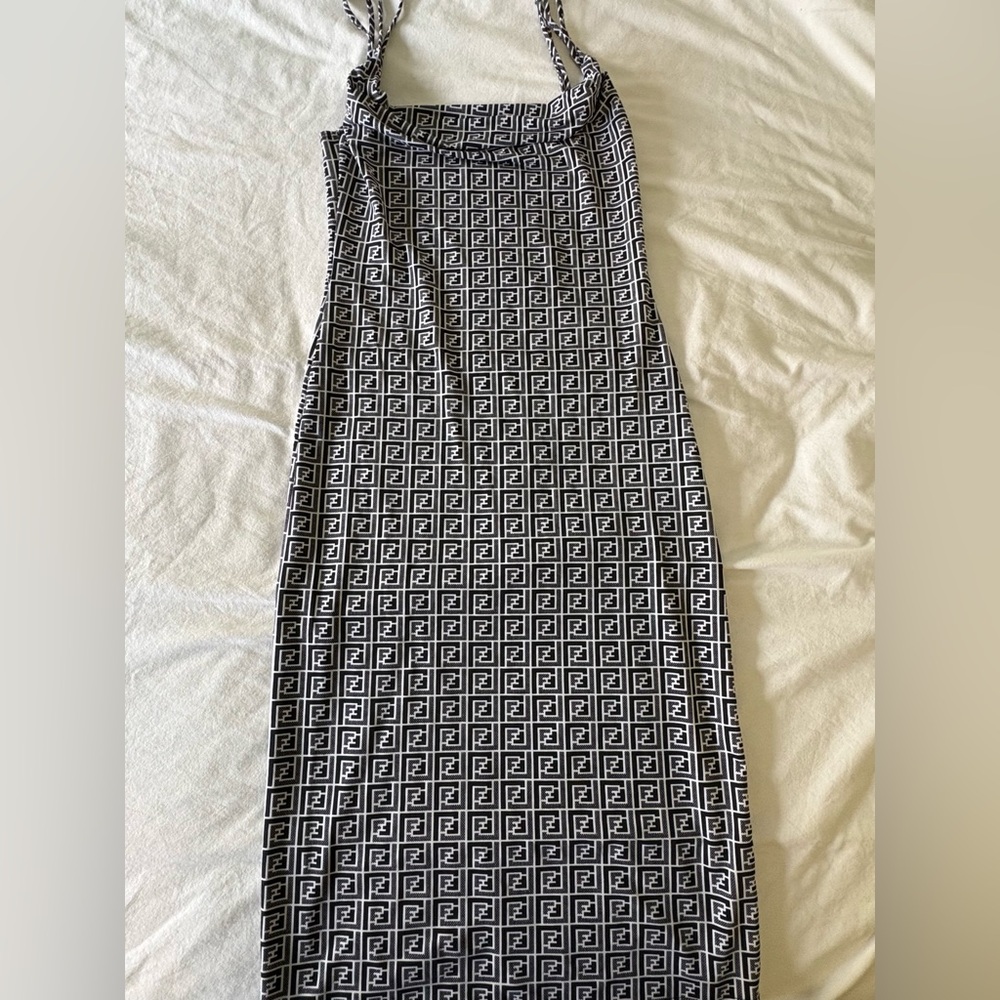 Stylish Black and White Patterned Dress